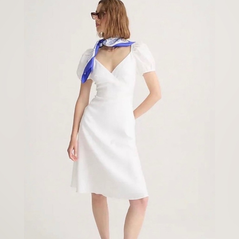 NWT J.Crew Puff-sleeve V-neck midi dress in stretch linen blend, white, size 2